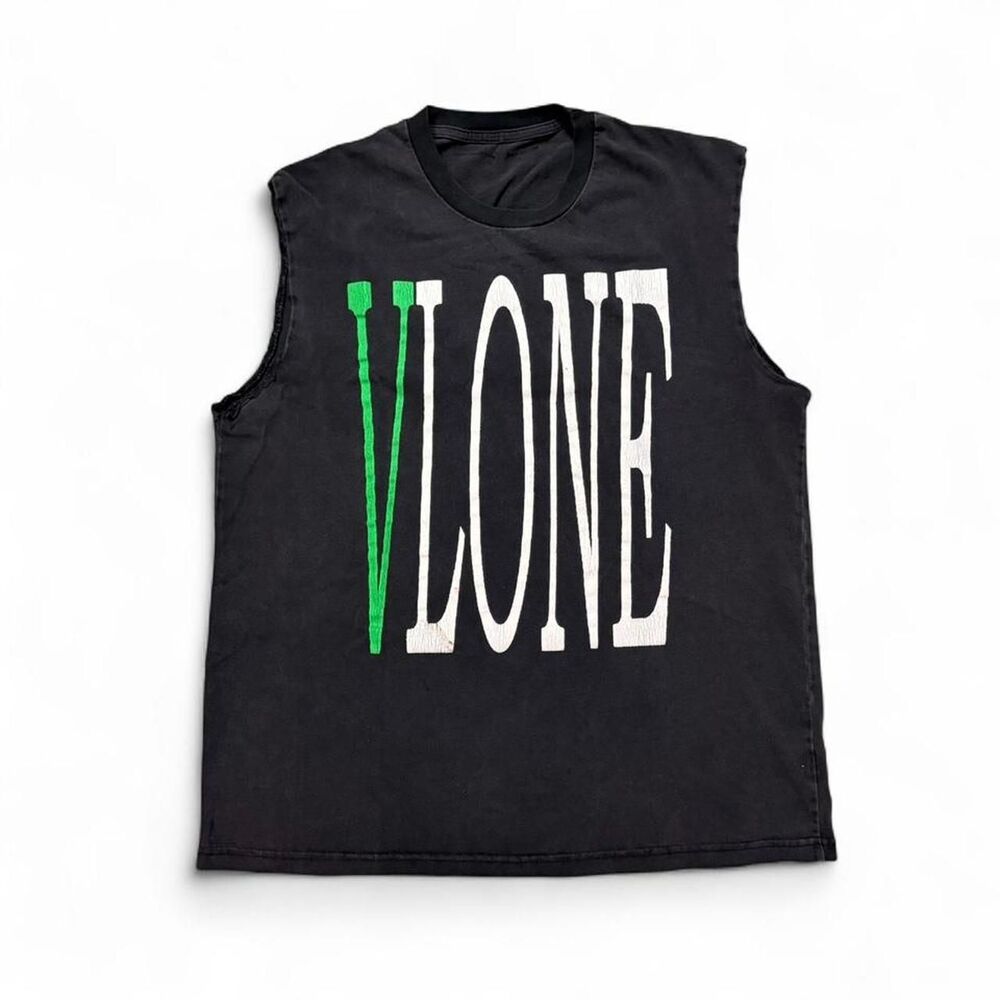 Vlone Men's Black and Grey T-shirt
